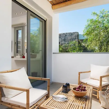 Melagrana Aparthotel Adamantas (Milos)