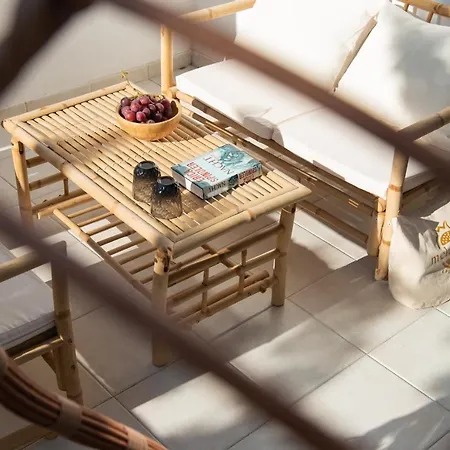 Melagrana Aparthotel Adamantas (Milos)