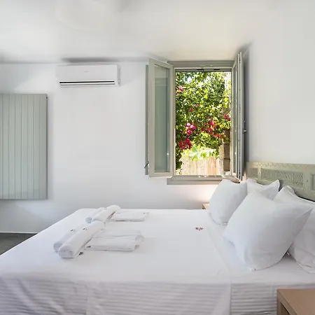 Aparthotel Melagrana Adamantas (Milos)